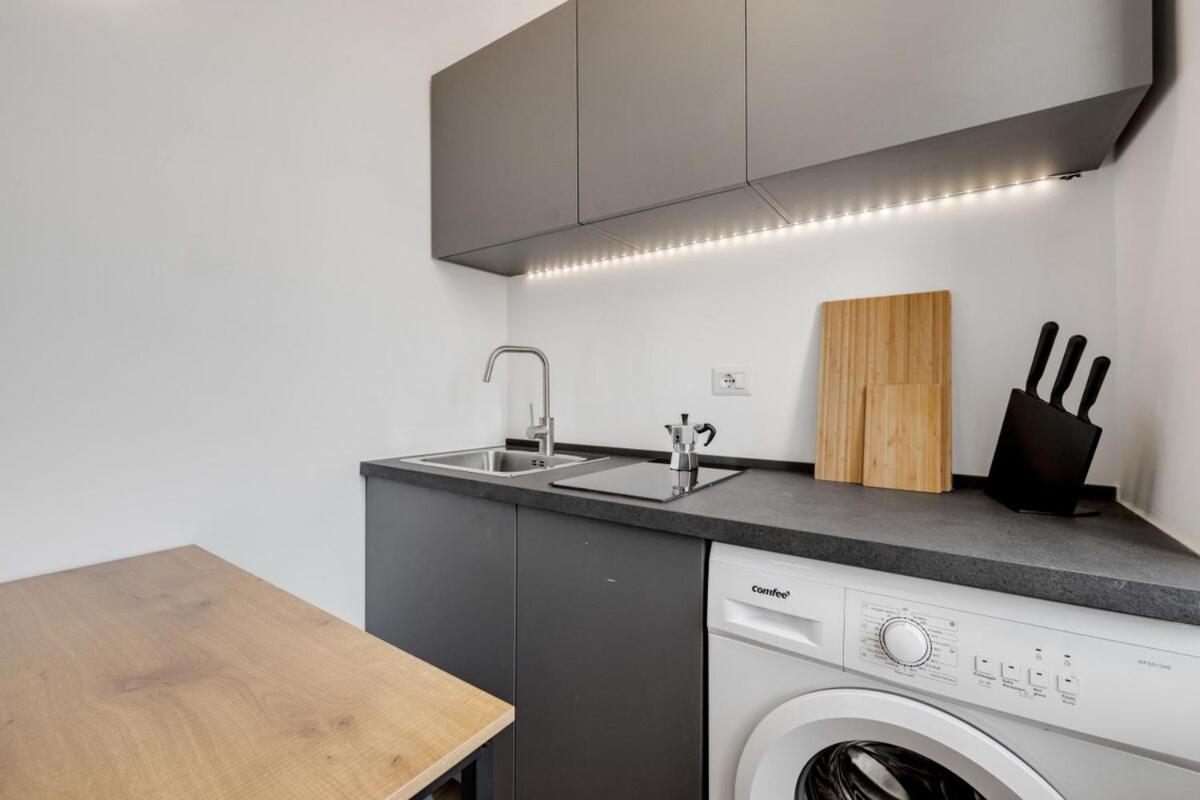Homeby, Cozy Penthouse Apartment 米兰 外观 照片