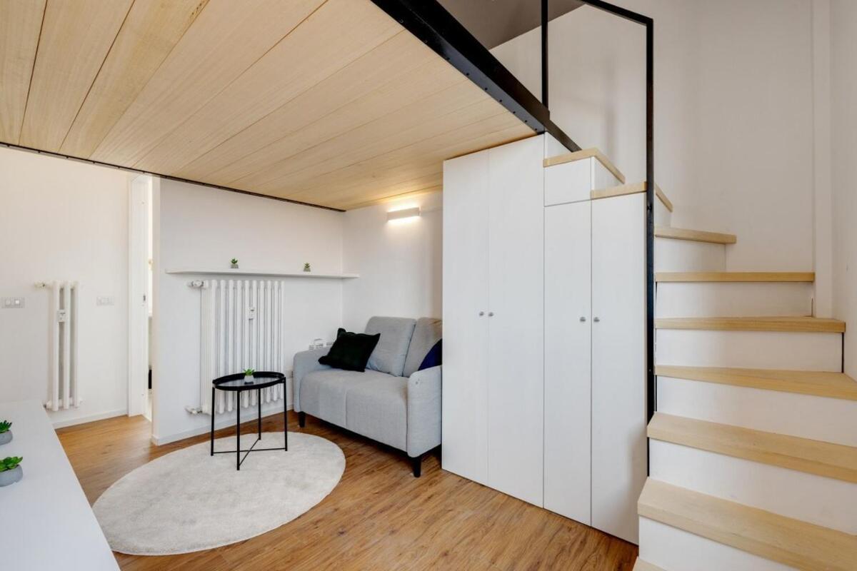 Homeby, Cozy Penthouse Apartment 米兰 外观 照片
