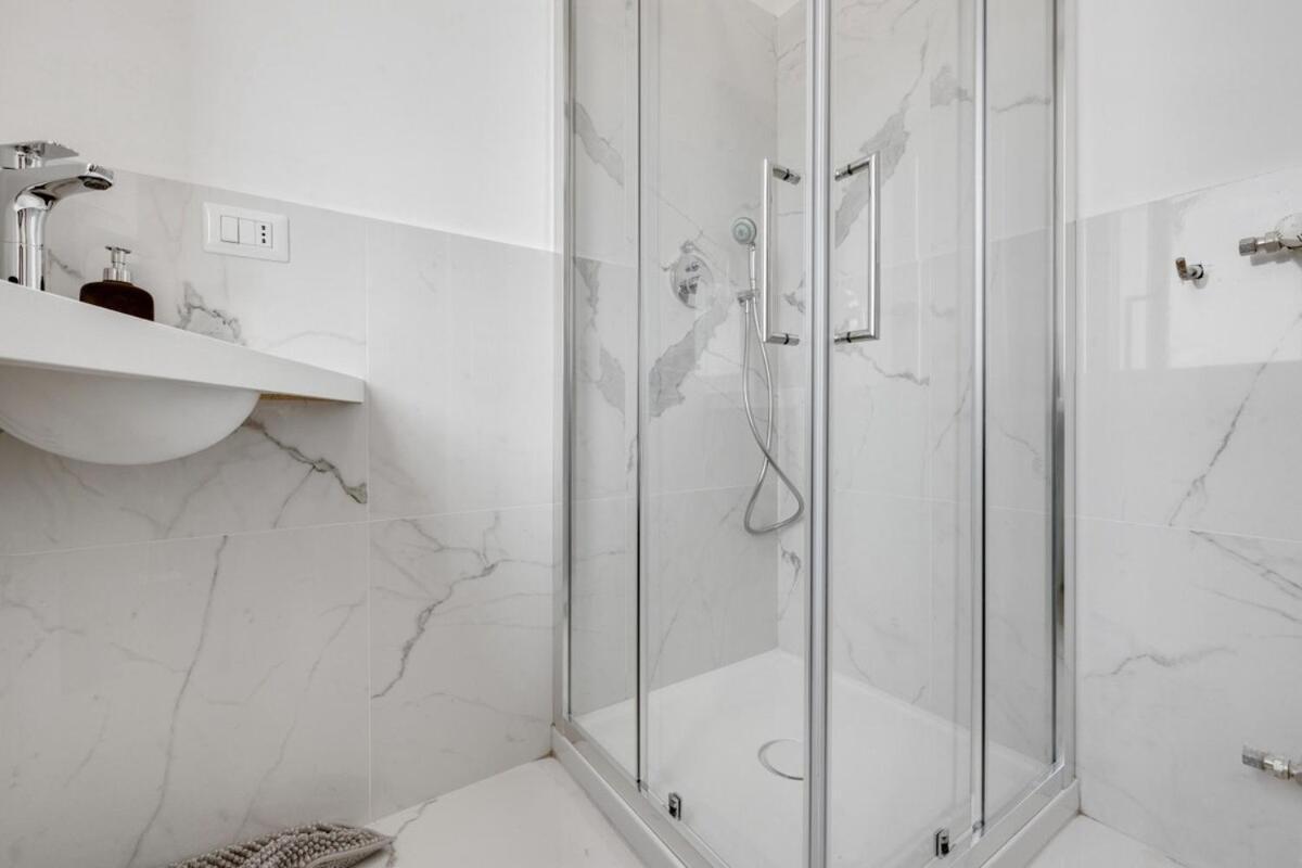 Homeby, Cozy Penthouse Apartment 米兰 外观 照片